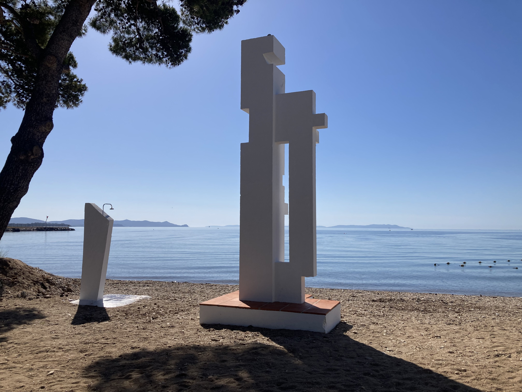 Les Salins d'Hyères au bord de la mer T3 dernier étage avec terrasse