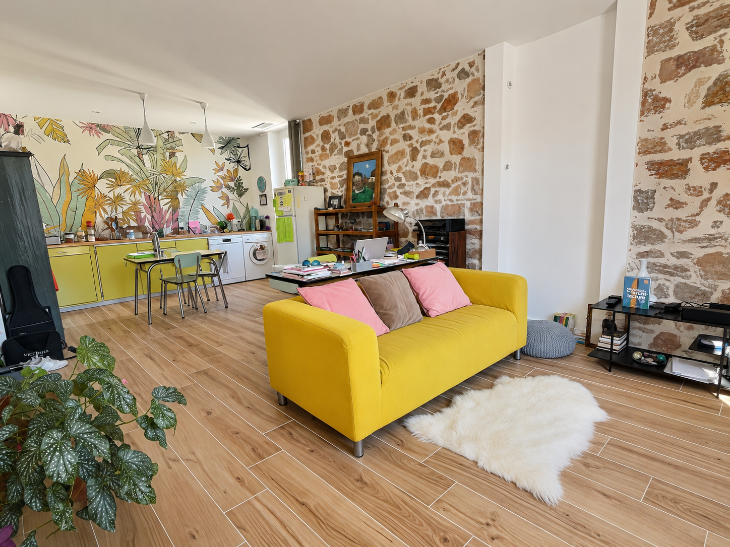 COSTEBELLE -T3 RENOVE AU DERNIER ETAGE